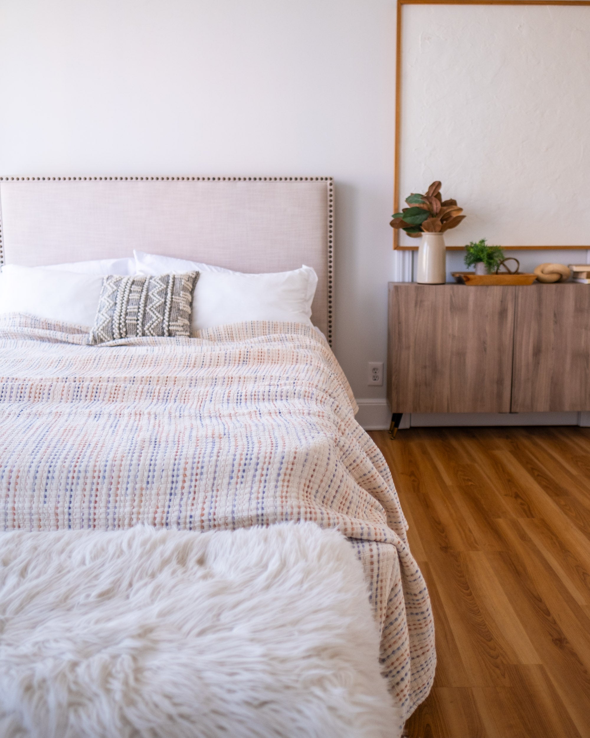 The Stitched Cotton Quilt in Rainbow