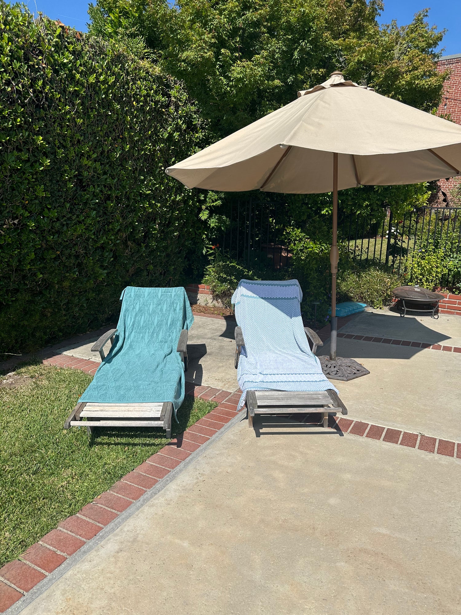 The Waves Bath Sheet