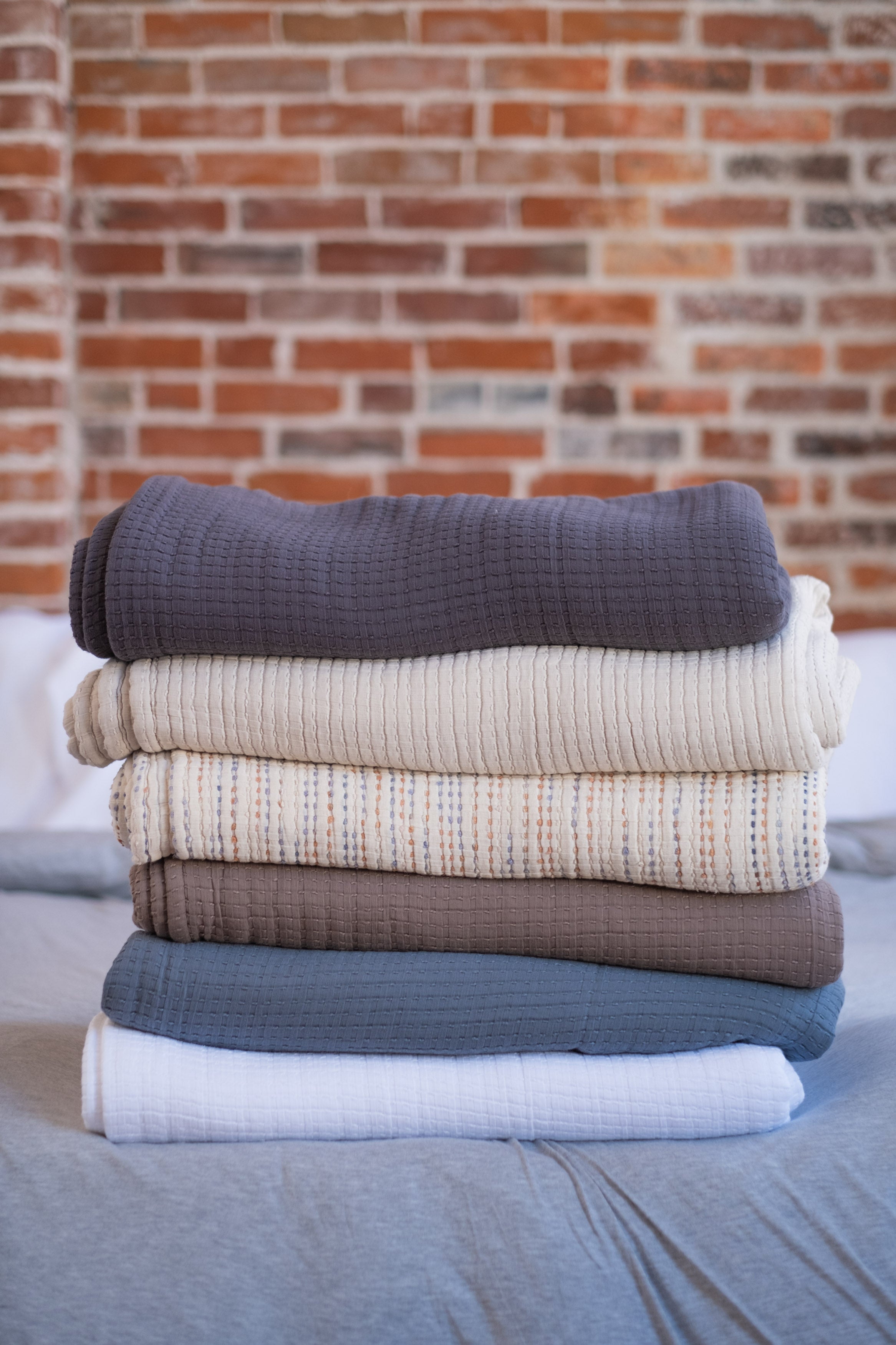 The Stitched Cotton Quilt in Rainbow