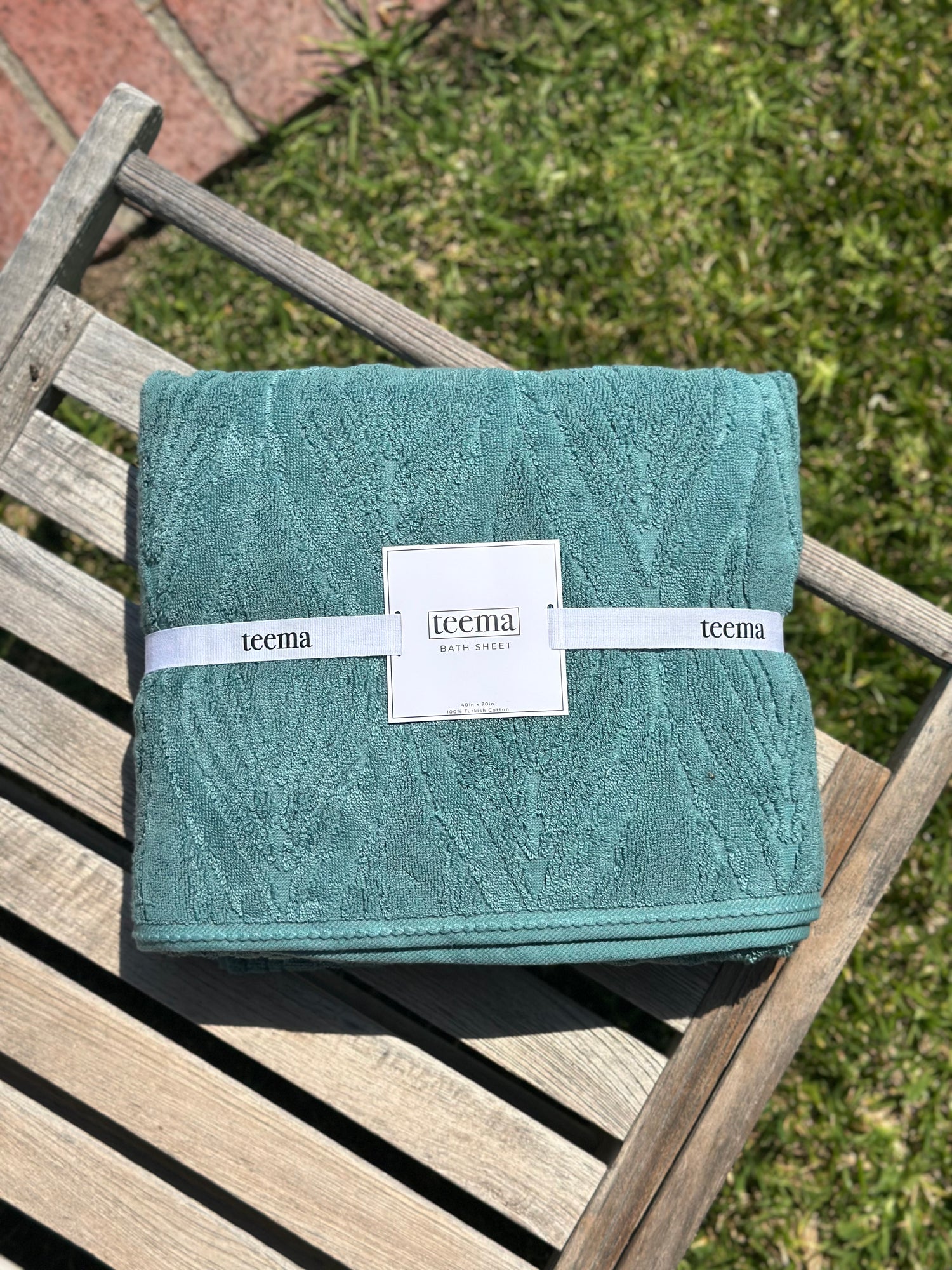 The Waves Bath Sheet