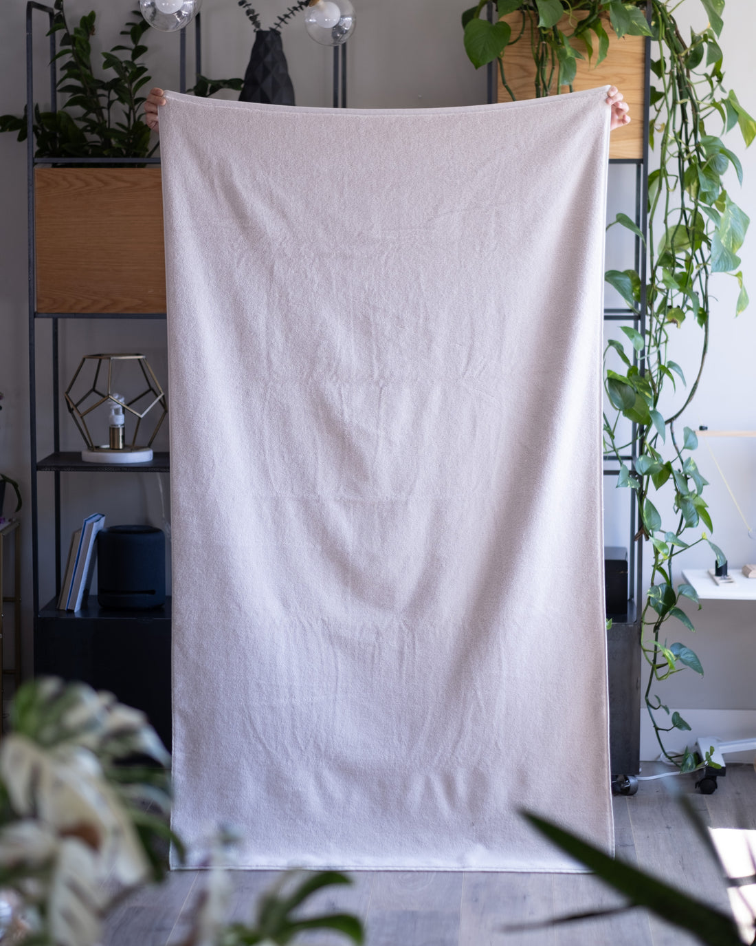 The Luxe Hand Towels in Sand