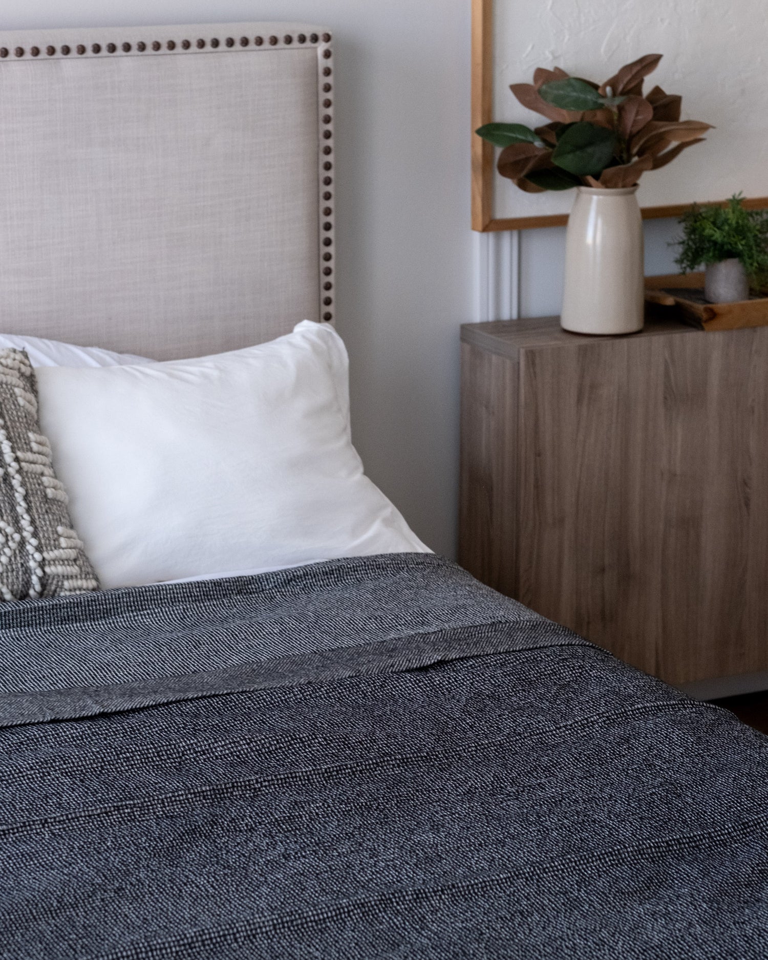 The Micro Waffle Wool Blanket in Charcoal